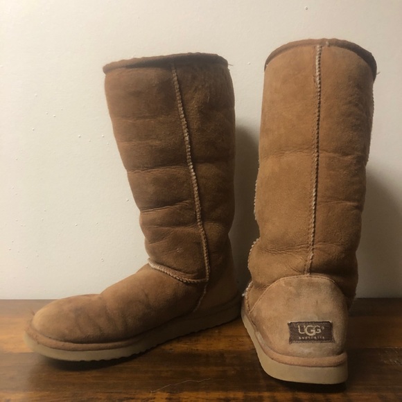 UGG Classic Tall Boot - Picture 1 of 4